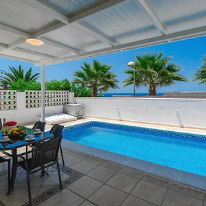 https://wonderful-villa-in-sueo-azul-with-private-pool.tenerifehoteles.net